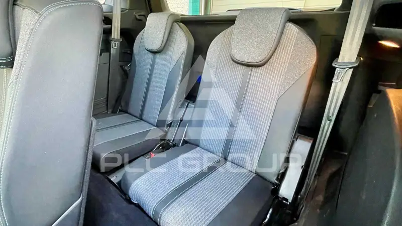 2021 Peugeot 5008