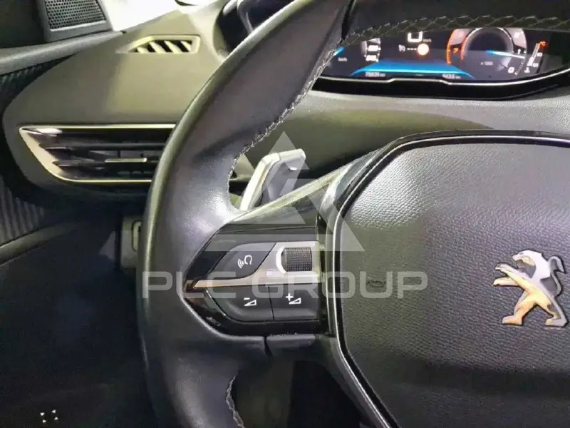 2021 Peugeot 5008
