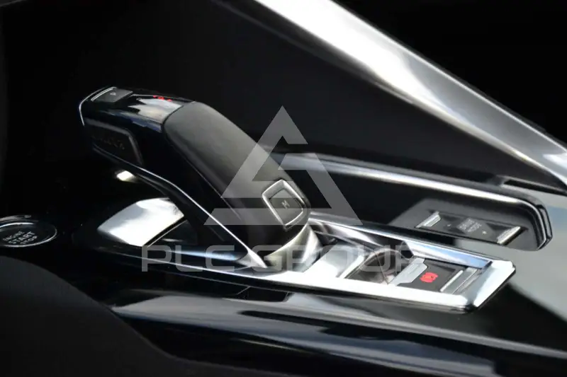 2021 Peugeot 5008