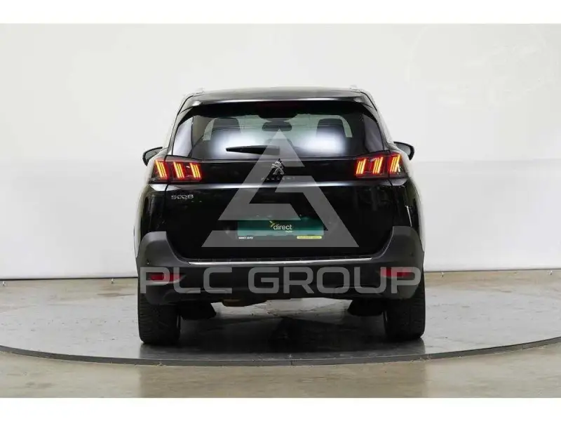 2021 Peugeot 5008