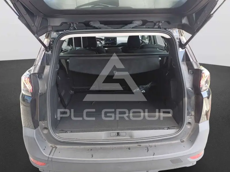 2021 Peugeot 5008