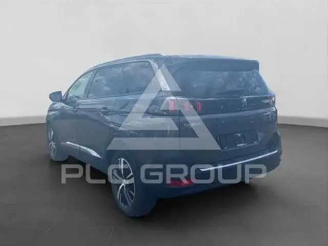 2021 Peugeot 5008