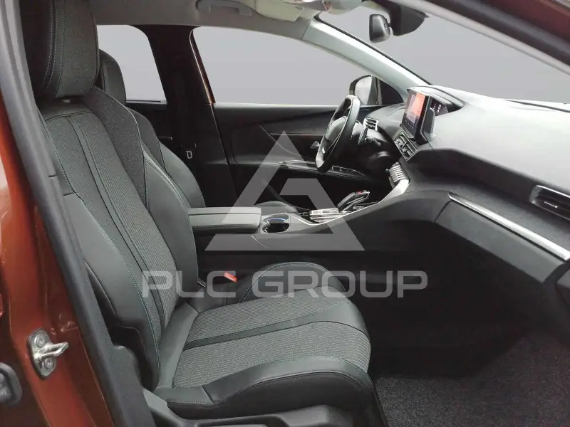 2021 Peugeot 5008