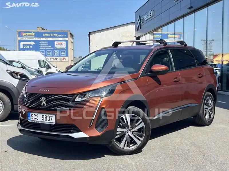 2021 Peugeot 5008