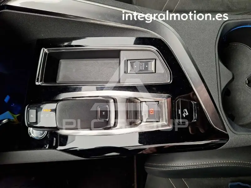 2021 Peugeot 5008