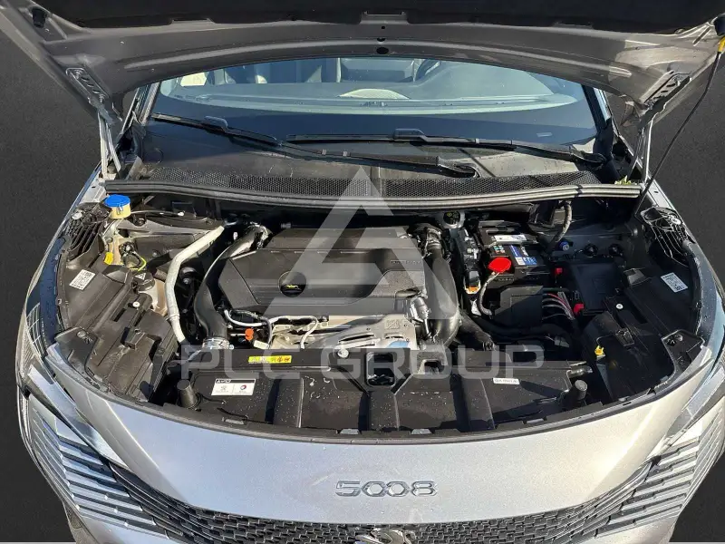 2021 Peugeot 5008