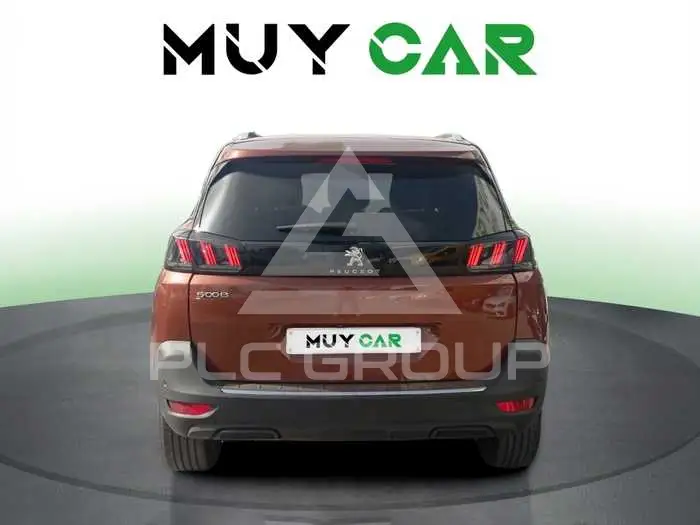 2021 Peugeot 5008