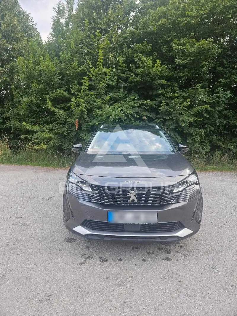 2021 Peugeot 5008