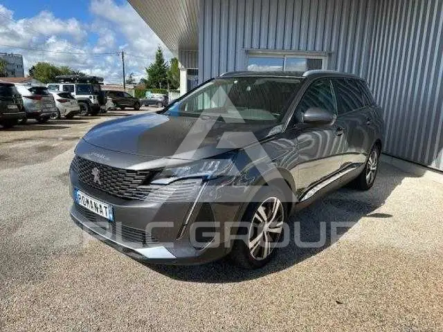 2021 Peugeot 5008