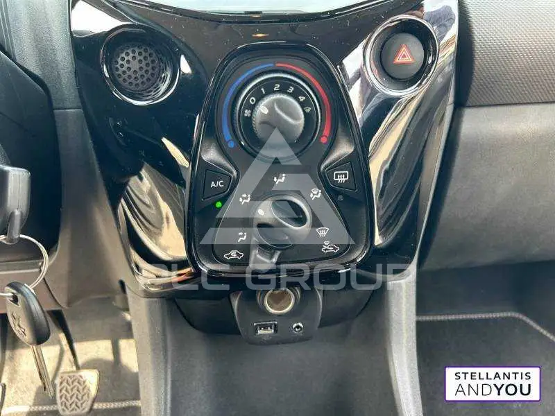 2021 Peugeot 108