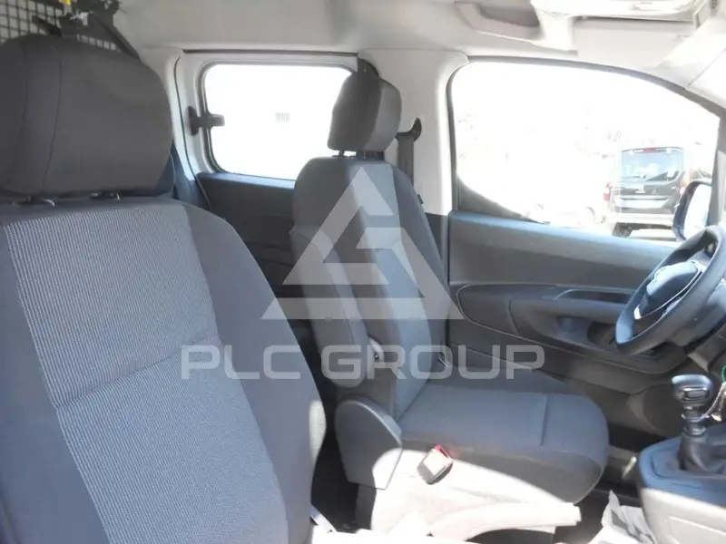 2021 Peugeot Rifter