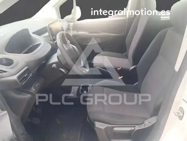 2021 Peugeot Rifter