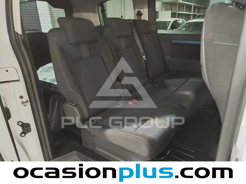 2021 Peugeot Traveller