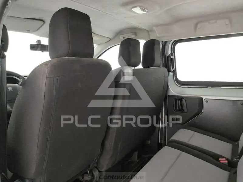2021 Peugeot Traveller