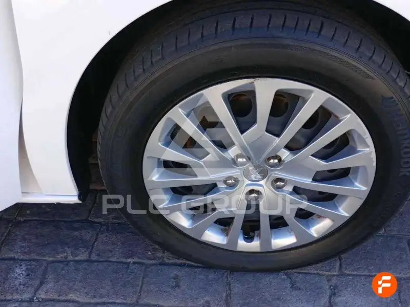 2021 Peugeot Traveller