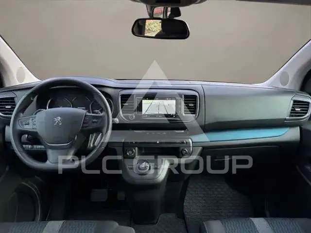 2021 Peugeot Traveller