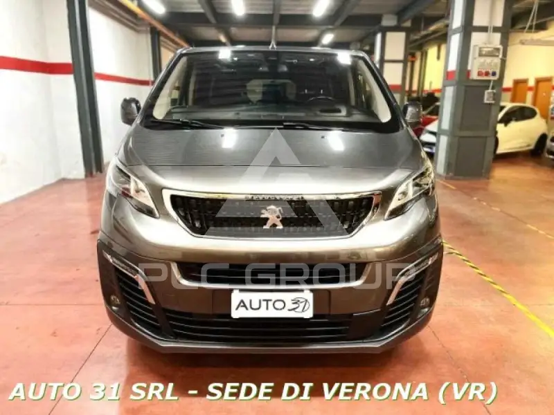 2021 Peugeot Traveller