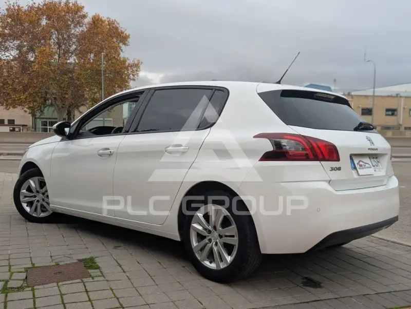 2021 Peugeot 308