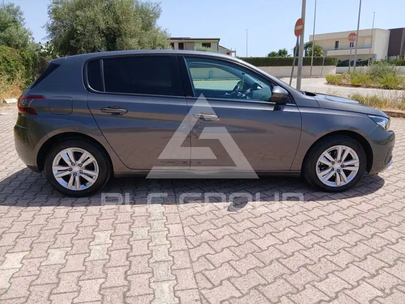 2021 Peugeot 308
