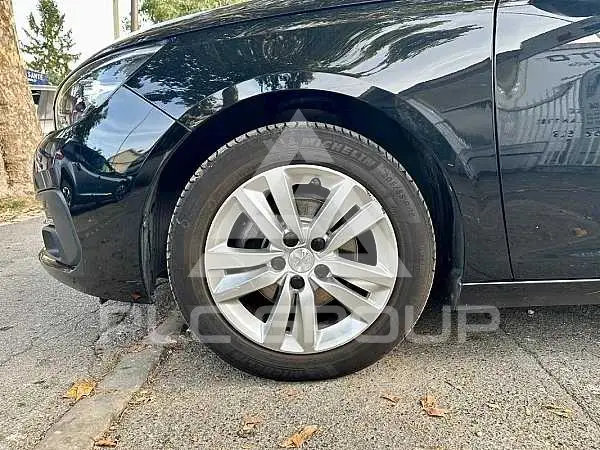 2021 Peugeot 308