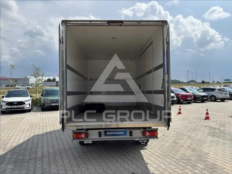 2021 Peugeot Boxer