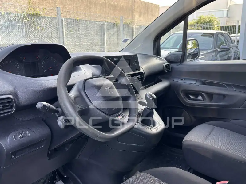 2021 Peugeot Partner