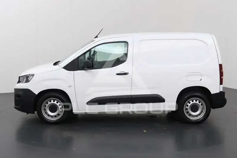 2021 Peugeot Partner