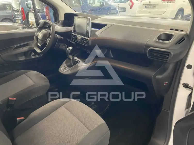 2021 Peugeot Partner