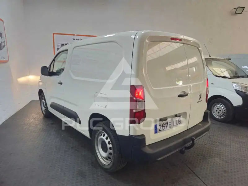 2021 Peugeot Partner