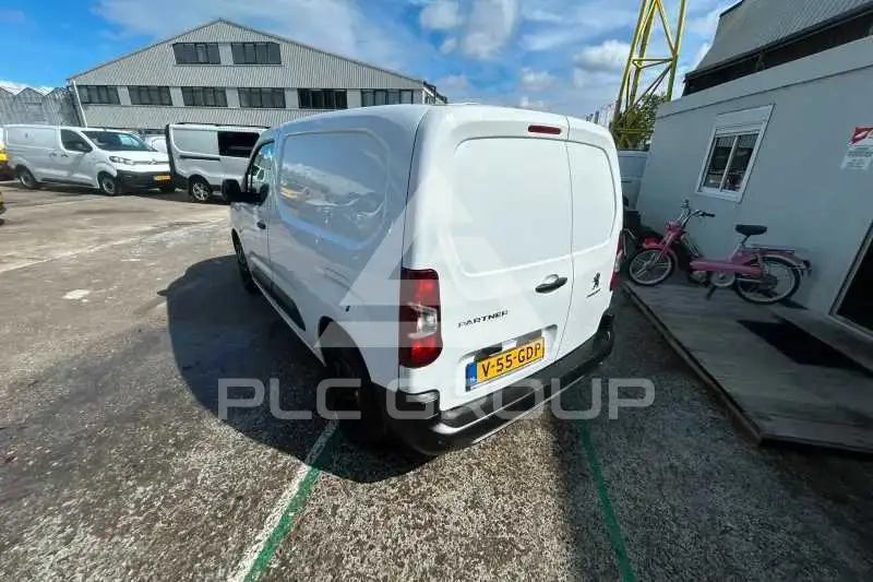 2021 Peugeot Partner