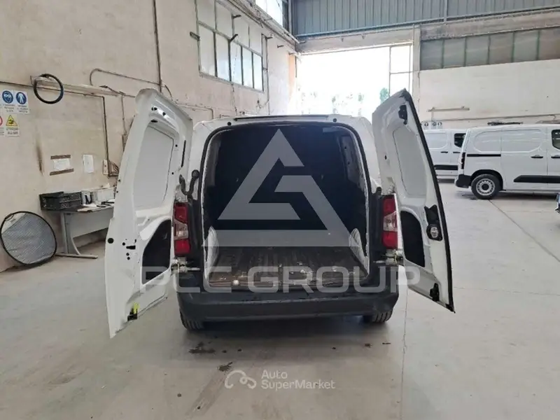 2021 Peugeot Partner