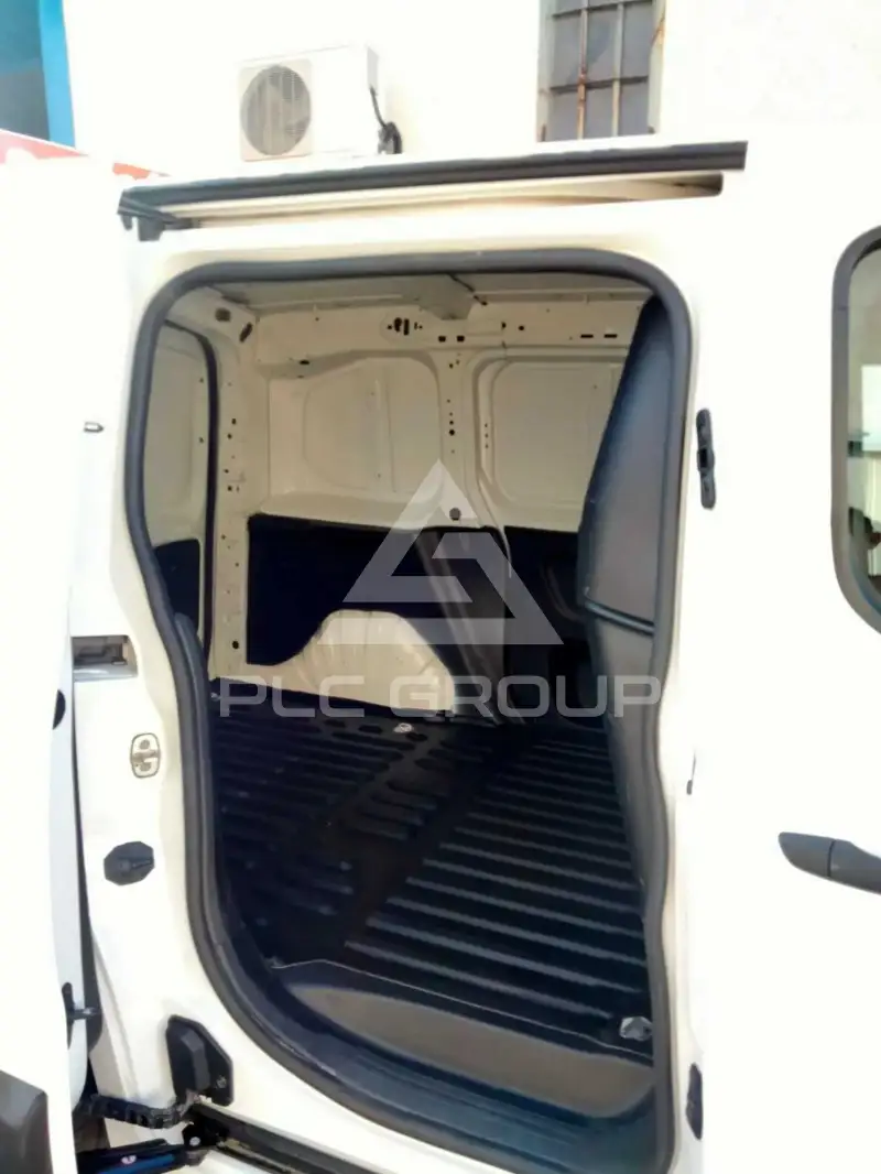 2021 Peugeot Partner