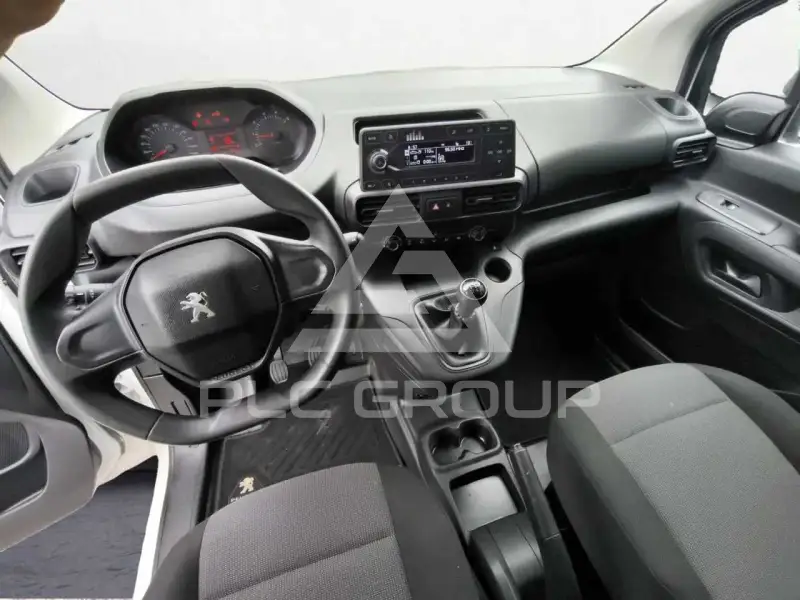 2021 Peugeot Partner