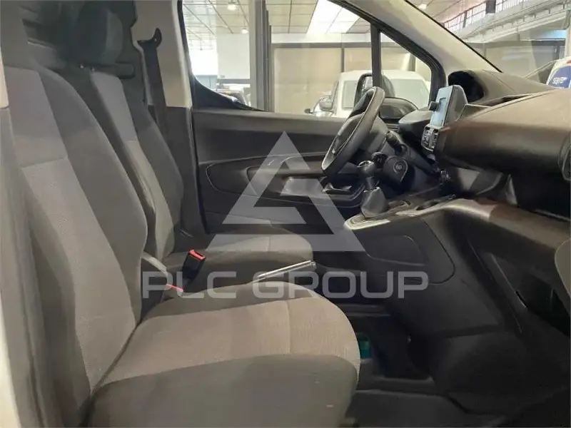 2021 Peugeot Partner
