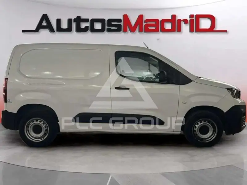 2021 Peugeot Partner