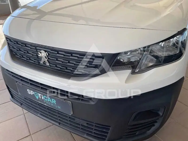 2021 Peugeot Partner