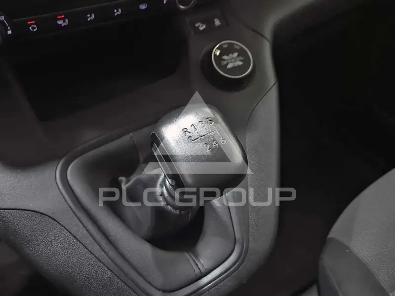 2021 Peugeot Partner
