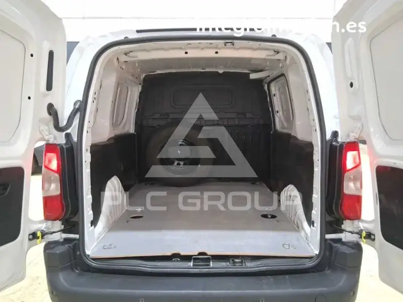 2021 Peugeot Partner