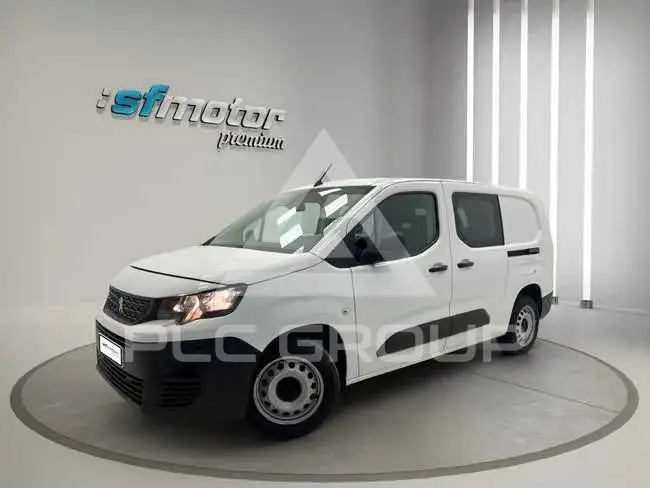 2021 Peugeot Partner