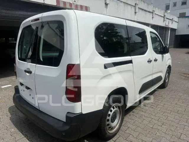 2021 Peugeot Partner