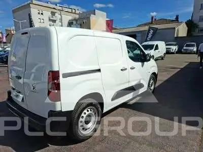 2021 Peugeot Partner