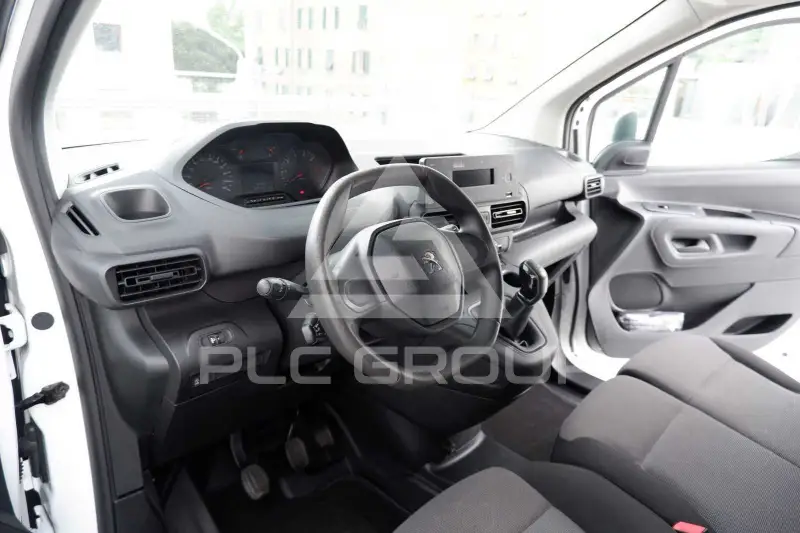 2021 Peugeot Partner