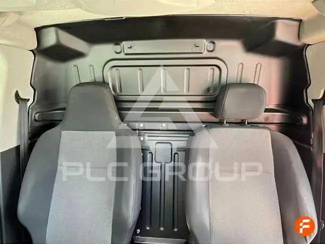 2021 Peugeot Partner