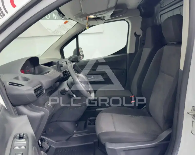 2021 Peugeot Partner