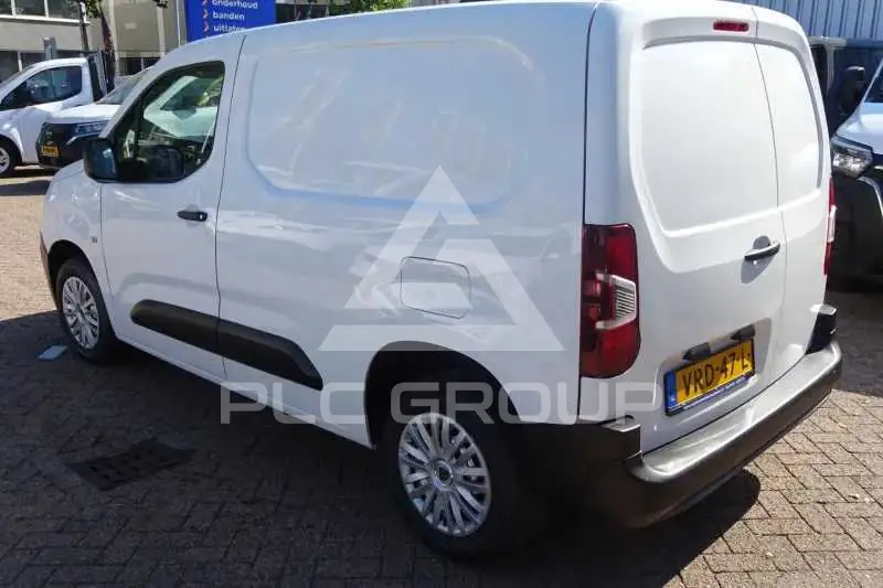 2021 Peugeot Partner
