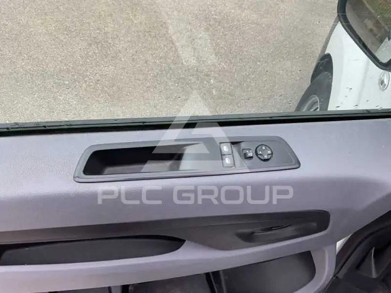2021 Peugeot Expert