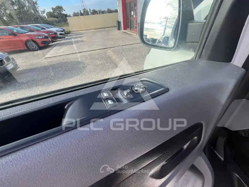 2021 Peugeot Expert