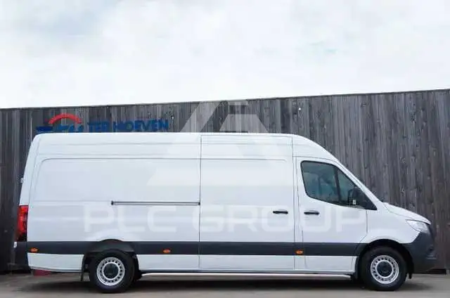 2021 Mercedes Benz Sprinter