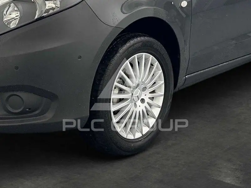 2021 Mercedes Benz Vito