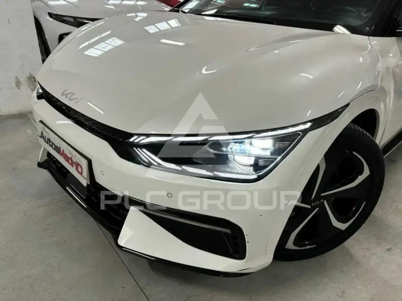 2021 KIA EV